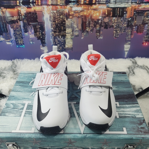 Nike Team Hustle D 8 JDI GS - Picture 13 of 14